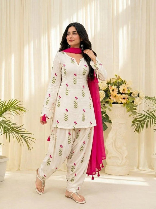 Ivory Bloom Printed Kurta Set with Fuchsia Tassel Dupatta